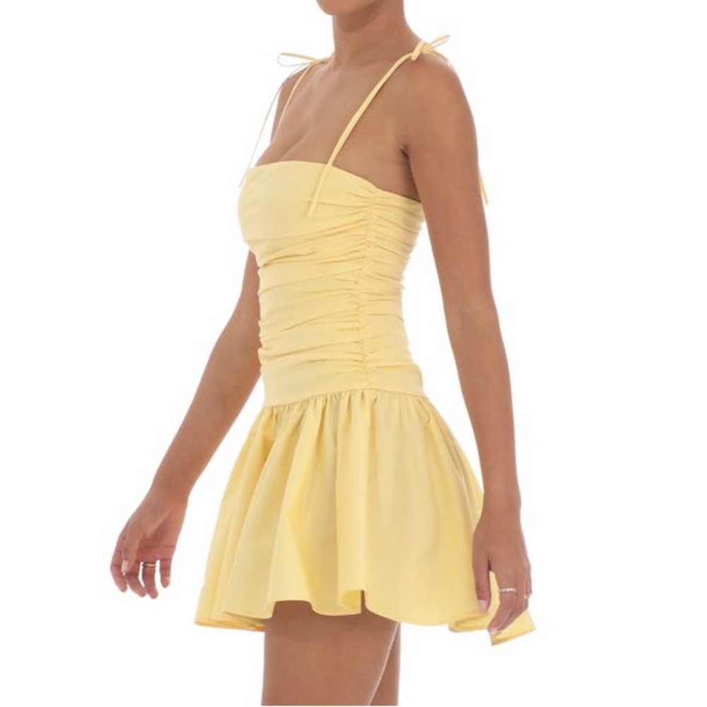 NEW! Boutique Butter Yellow Spring Garden Party Sundress - Picture 2 of 8